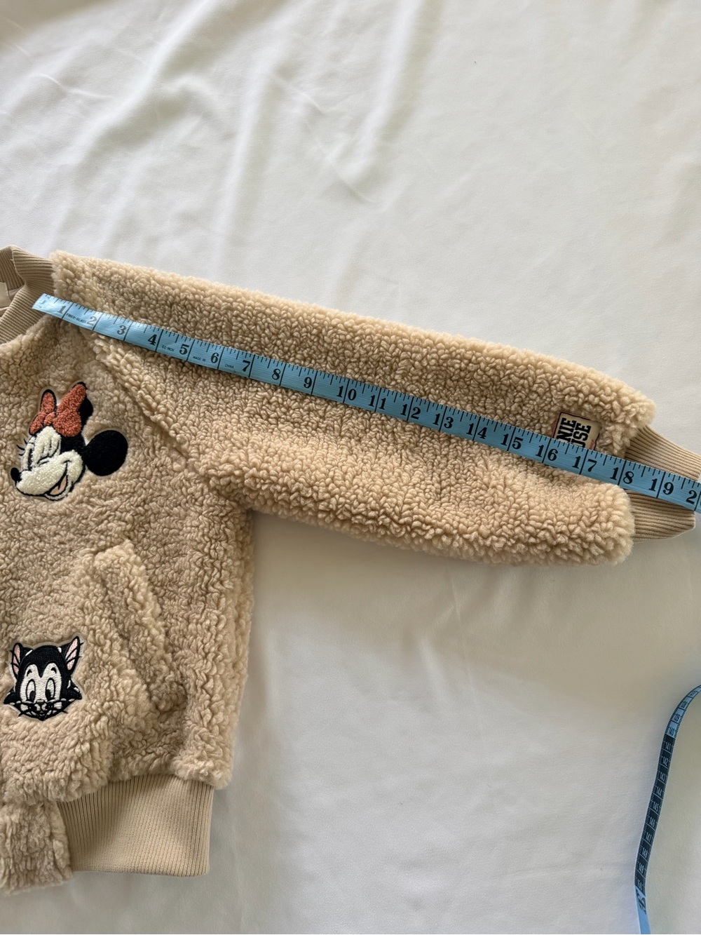 NEW H&M Disney Appliquéd Teddy Fleece Bomber Jacket  Size 5T/6 (Little Kids) - Picture 14 of 14